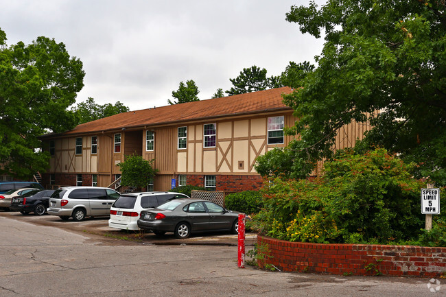 Exterior - Falls Creek Apartments