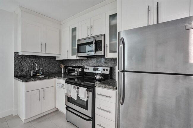 Foto del edificio - 1480 S Ocean Blvd
