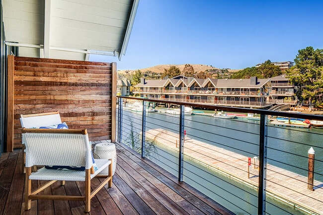 Foto del edificio - The Cove at Tiburon