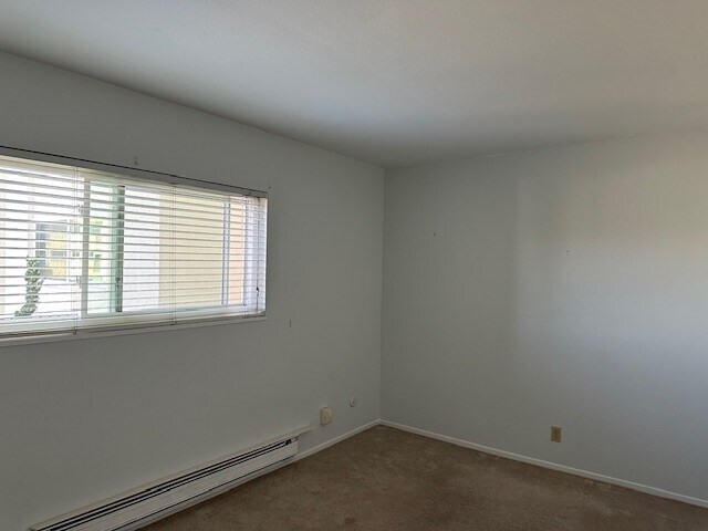 Building Photo - 2137 Otis Dr
