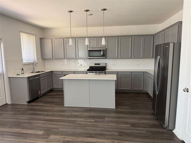 Foto del edificio - 316 Harper Ln