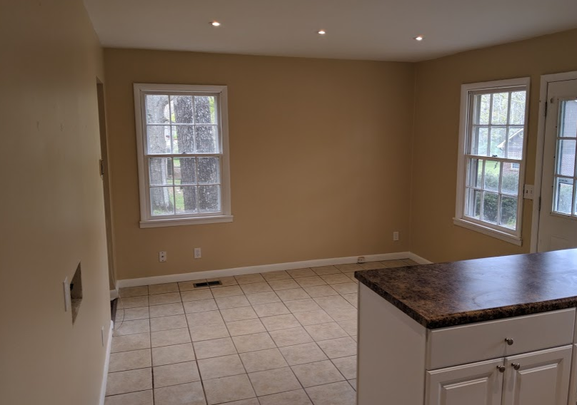 Kitchen breakfast area - 195 Bass Street Unit A