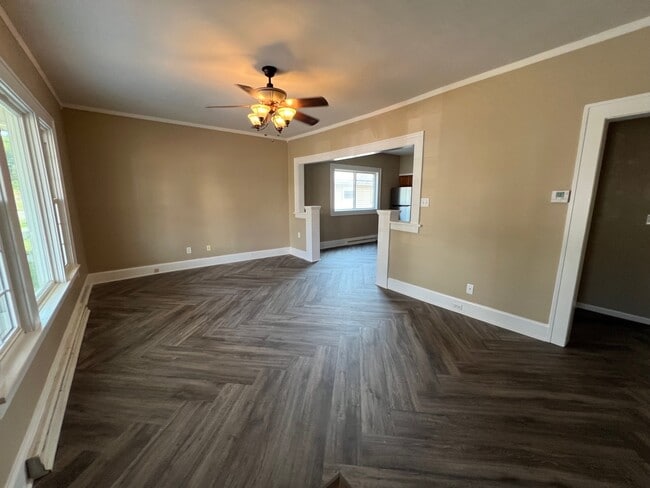 Building Photo - 3840 Olive Ave