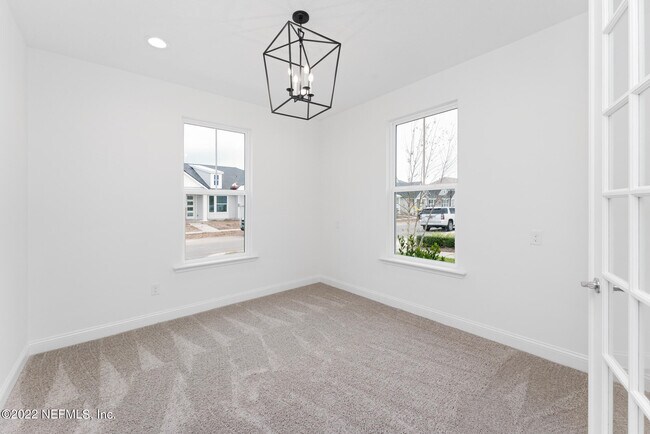 Foto del edificio - 22 Upton Ln