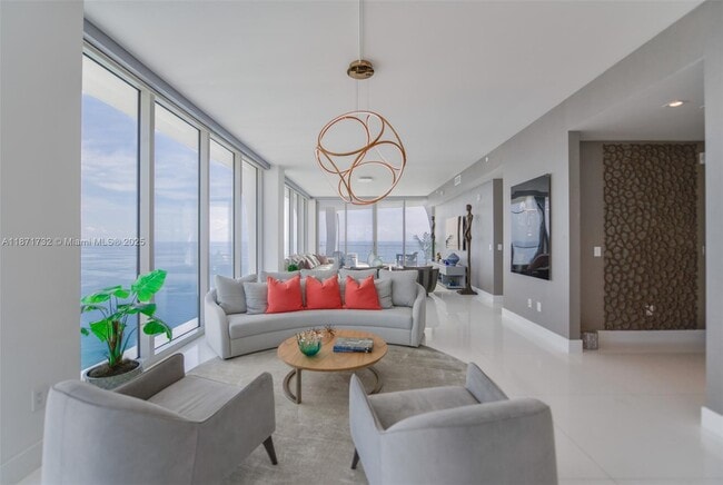 Building Photo - 16901 Collins Ave
