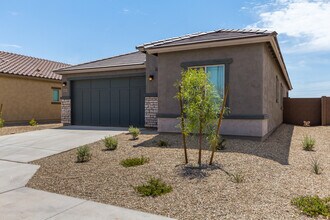 Building Photo - 24415 W Verlea Dr