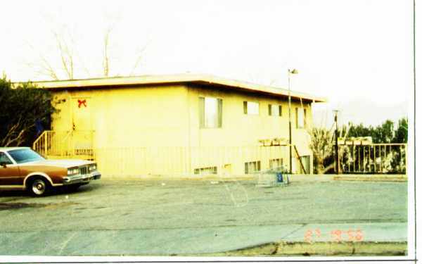 Building Photo - 368 N 15th St