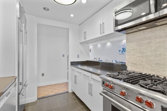 Building Photo - 2 bedroom in NEW YORK NY 10030