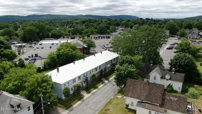 Foto del edificio - 153 1st St