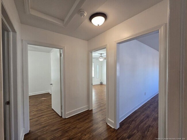 Building Photo - 1008 Hope Mills Rd