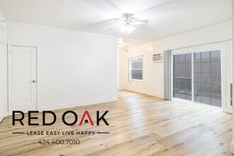 Building Photo - 861 Fedora St
