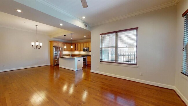 Foto del edificio - 205 N Geary Ave