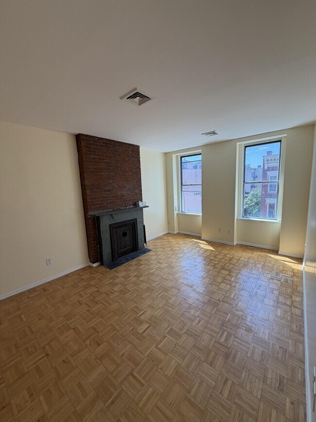 Foto del edificio - 348 Grove St