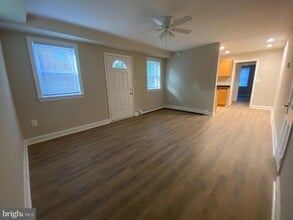 Building Photo - 8611 Flower Ave
