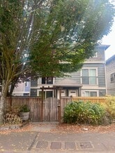 Building Photo - 3623 36th Ave S