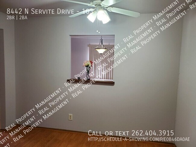 Foto del edificio - Beautiful Two Bedroom, Two Bathroom Lower ...