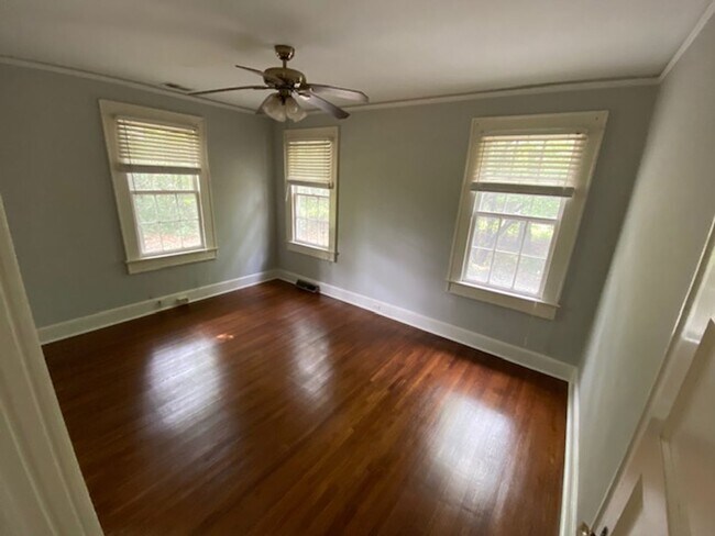 Foto del edificio - Charming House in Forest Acres!