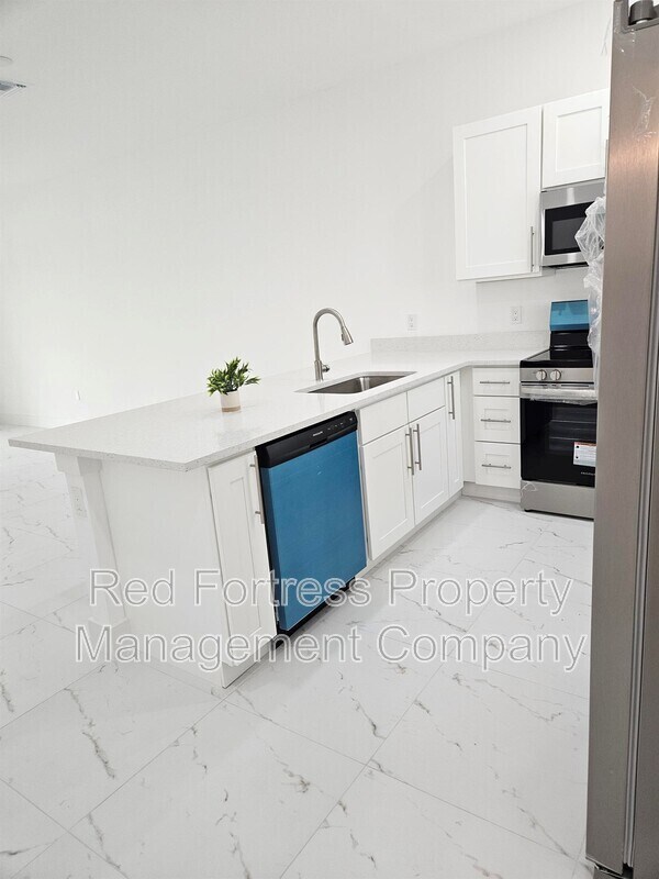 Foto del edificio - 5148 Centennial Blvd