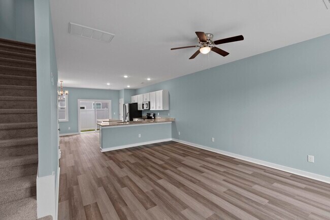 Building Photo - 318 Starfish Ln