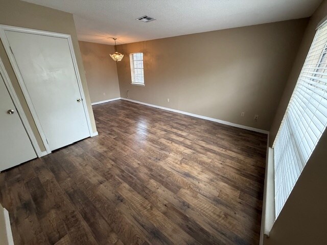 Foto principal - 124 Hummingbird Ln