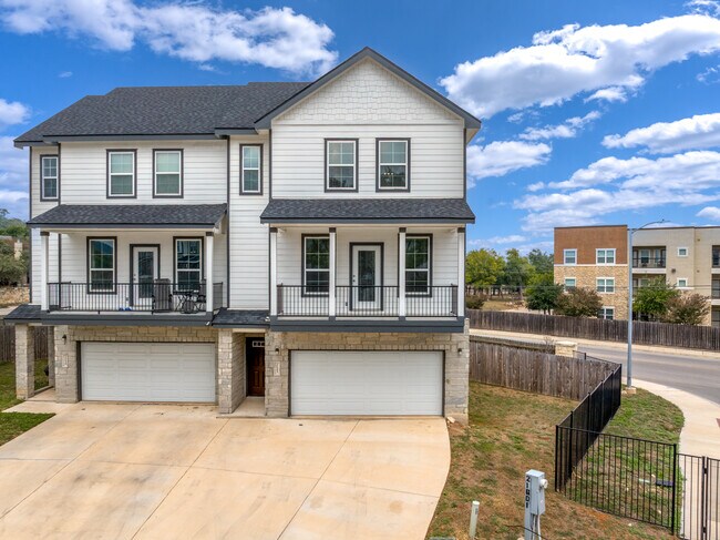 Photo - 21543 Sir Walter Ln Townhome