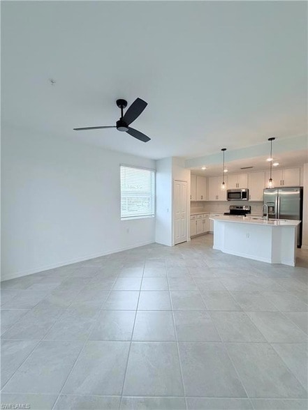 Building Photo - 14161 Heritage Landing Blvd