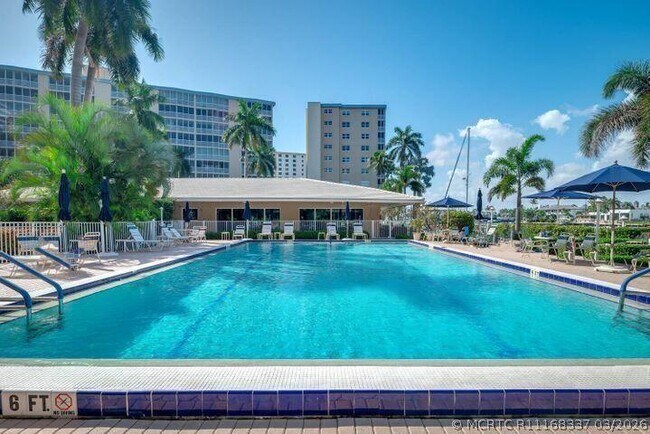 Foto del edificio - 3300 S Ocean Blvd
