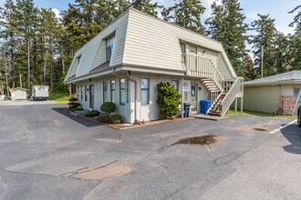 Building Photo - 33020 State Rte 20