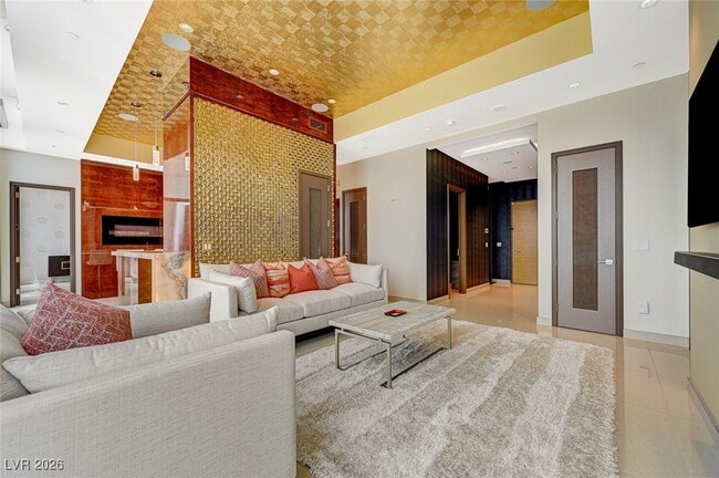 Building Photo - 3750 S Las Vegas Blvd