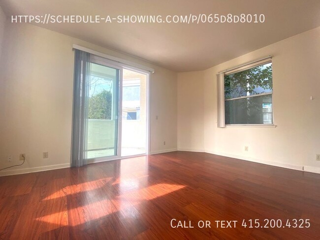 Building Photo - Spacious One Bedroom in Downtown Santa Cruz