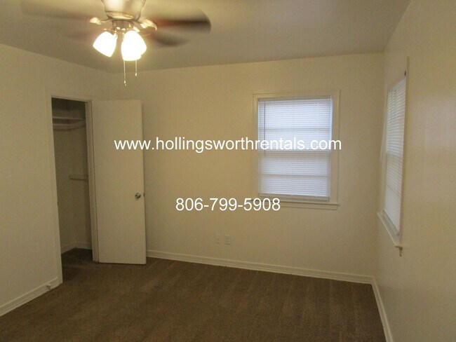 Building Photo - Cute 3 Bed 1 bath house