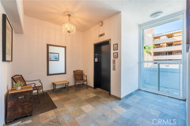 Foto del edificio - 730 Esplanade