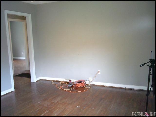Foto del edificio - 5919 Woodlawn Dr