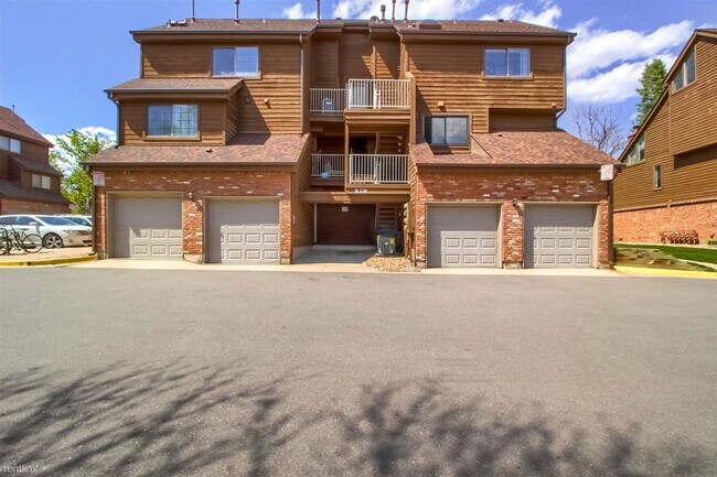 Building Photo - 1 br, 1 bath Condo - 828 South Vance Street F