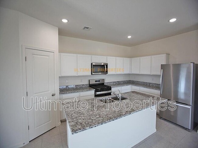 Foto del edificio - 5923 N 200th Ave