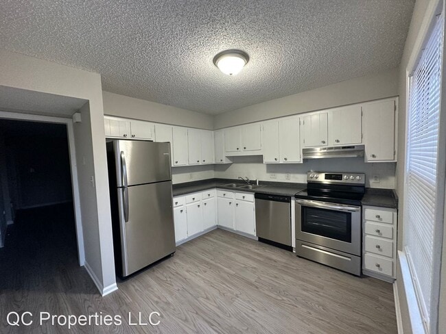Building Photo - 2 br, 1.5 bath House - 4774 Old Lantern Way