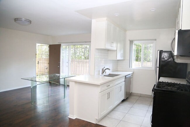 Interior Photo - Alcott Luxury Investments LLC