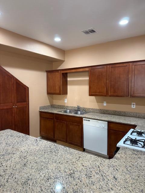 Foto del edificio - 13828 Luis Dr