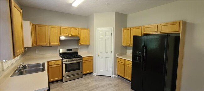 Building Photo - 2602 Avery Park Cir