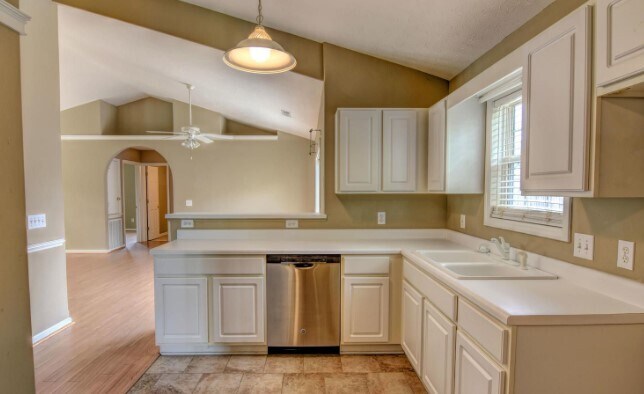 Building Photo - 5312 Sun Coast Dr