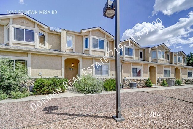 Building Photo - 3 Bedroom townhome in Fountain