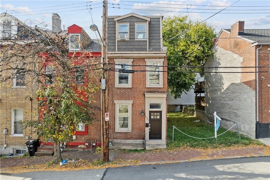 Primary Photo - 1317 Sandusky St