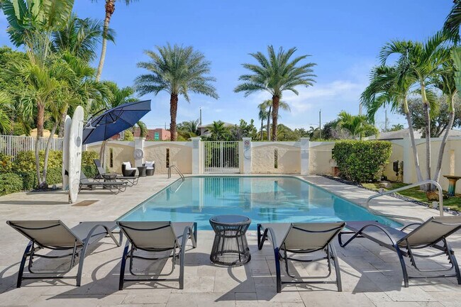 Building Photo - 905 N Federal Hwy