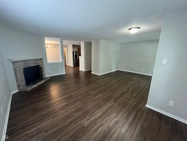 Building Photo - 14235 Clapboard Dr