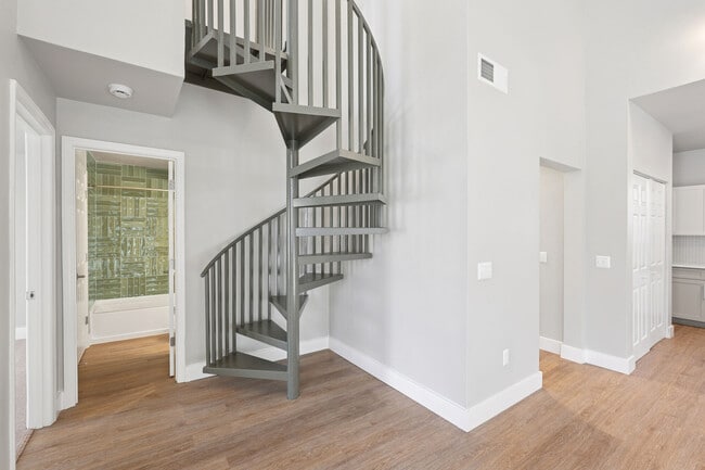 Building Photo - Camellia