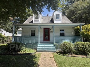 Building Photo - 11303 Dewey Rd