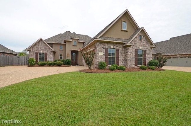 Building Photo - 4 br, 3 bath House - 409 Long Acre Lane