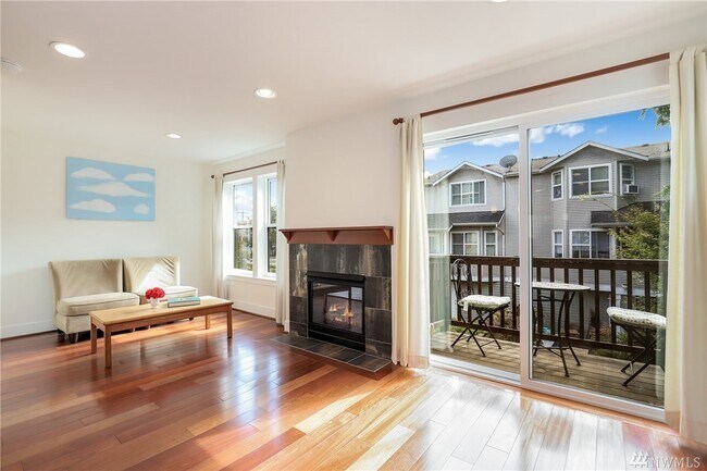 Foto del edificio - 9019 Stone Ave N