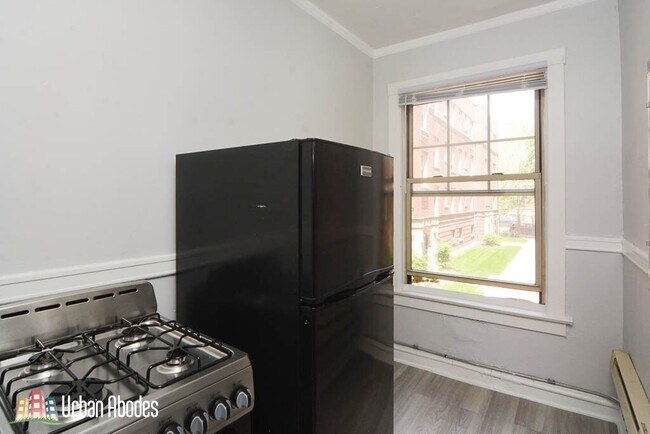 Foto del edificio - 3261 W Wrightwood Ave