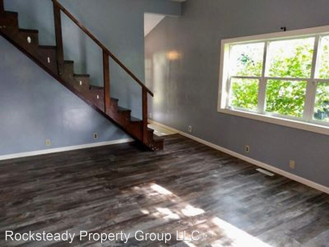 202 N Harrison St, Philo, IL 61864 House Rental in Philo, IL